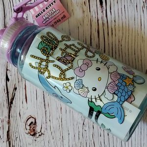 🆕️ HELLO KITTY PLASTIC BOTTLE WITH STICKERS 💜💕
